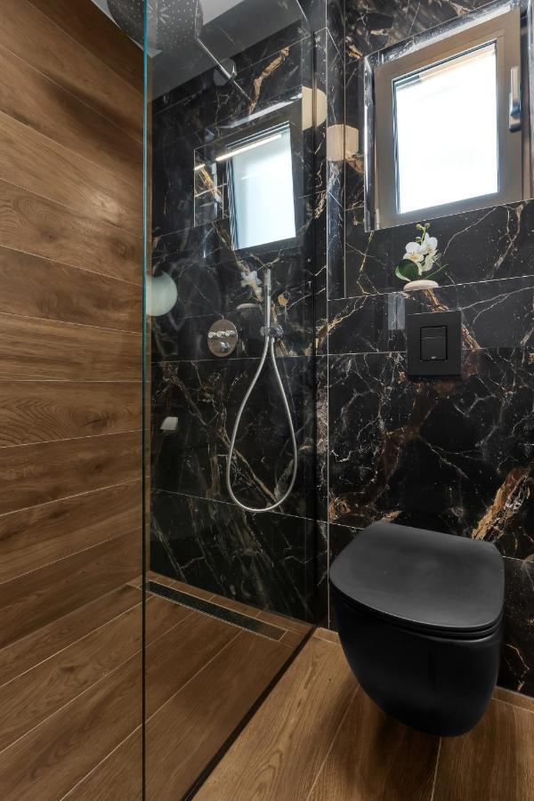 Lux Apartment Dolce Vita - Private Hottub ماكارسكا المظهر الخارجي الصورة