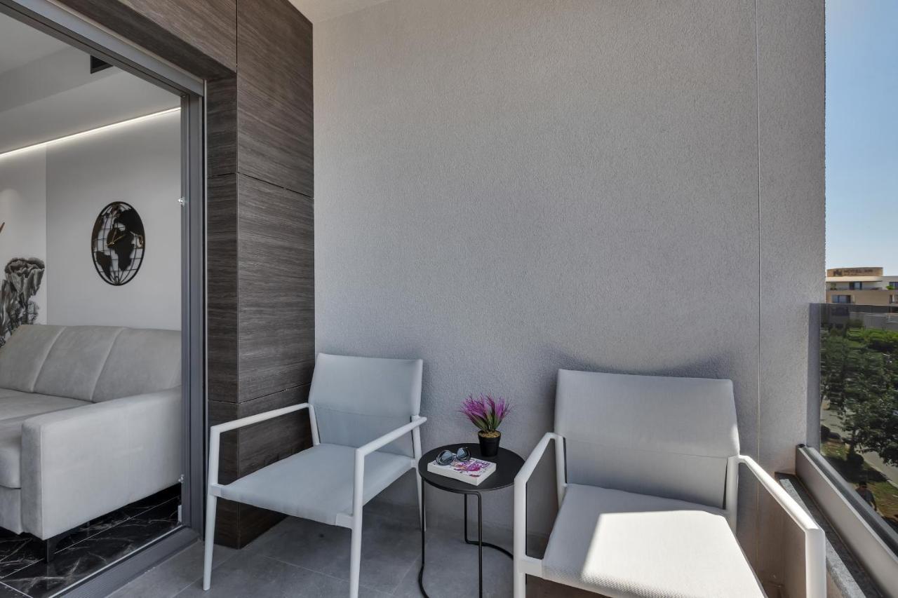 Lux Apartment Dolce Vita - Private Hottub ماكارسكا المظهر الخارجي الصورة