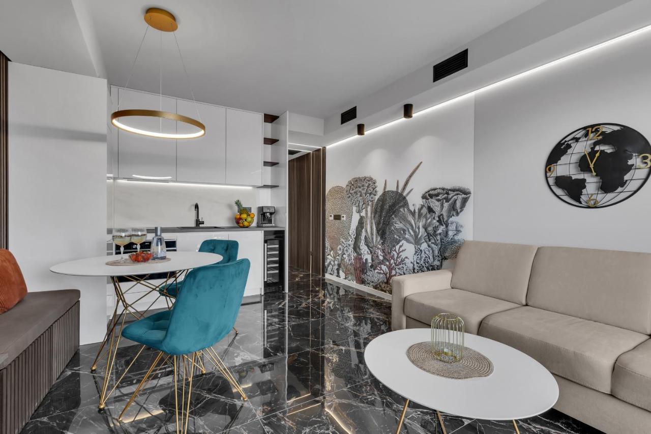 Lux Apartment Dolce Vita - Private Hottub ماكارسكا المظهر الخارجي الصورة